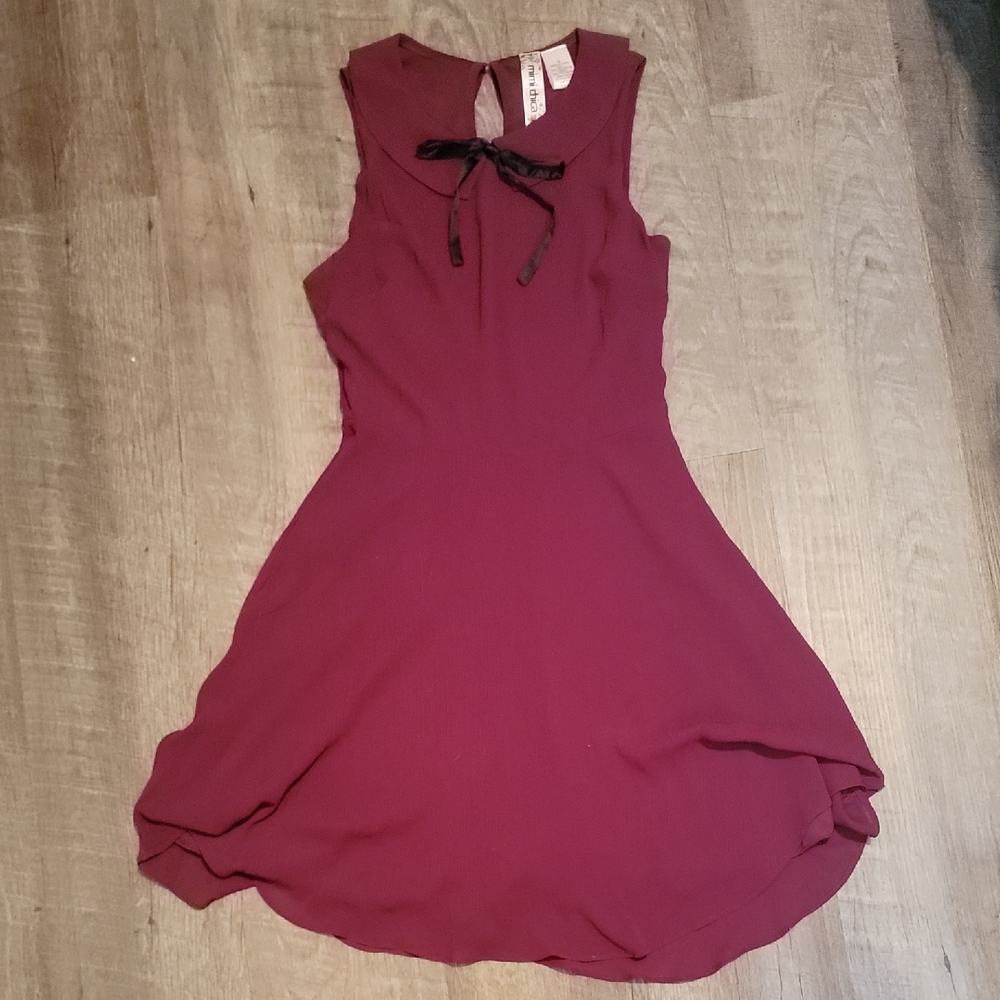 Mimi Chica Burgundy Mini Dress with Bow Detail